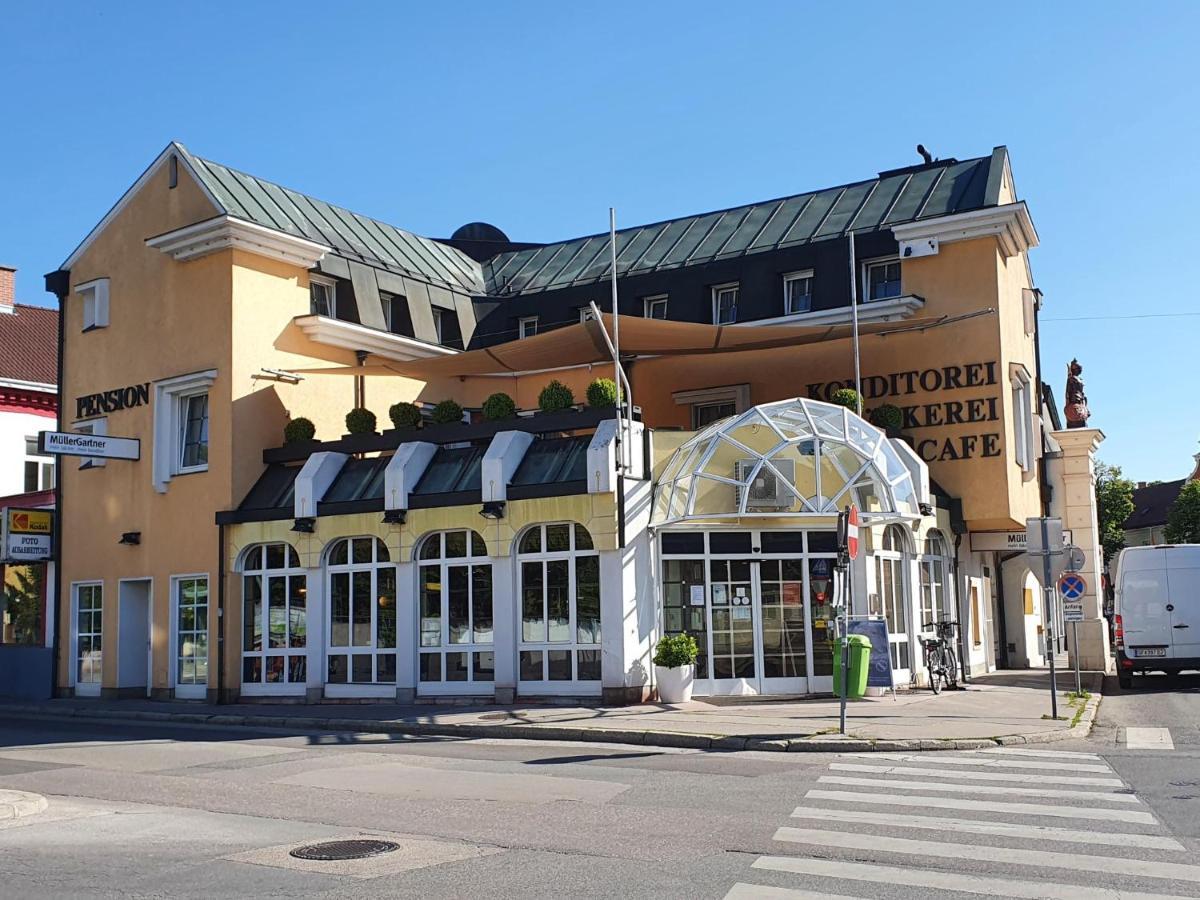 Hotel Pension Müller Gartner Groß-Enzersdorf Exterior foto